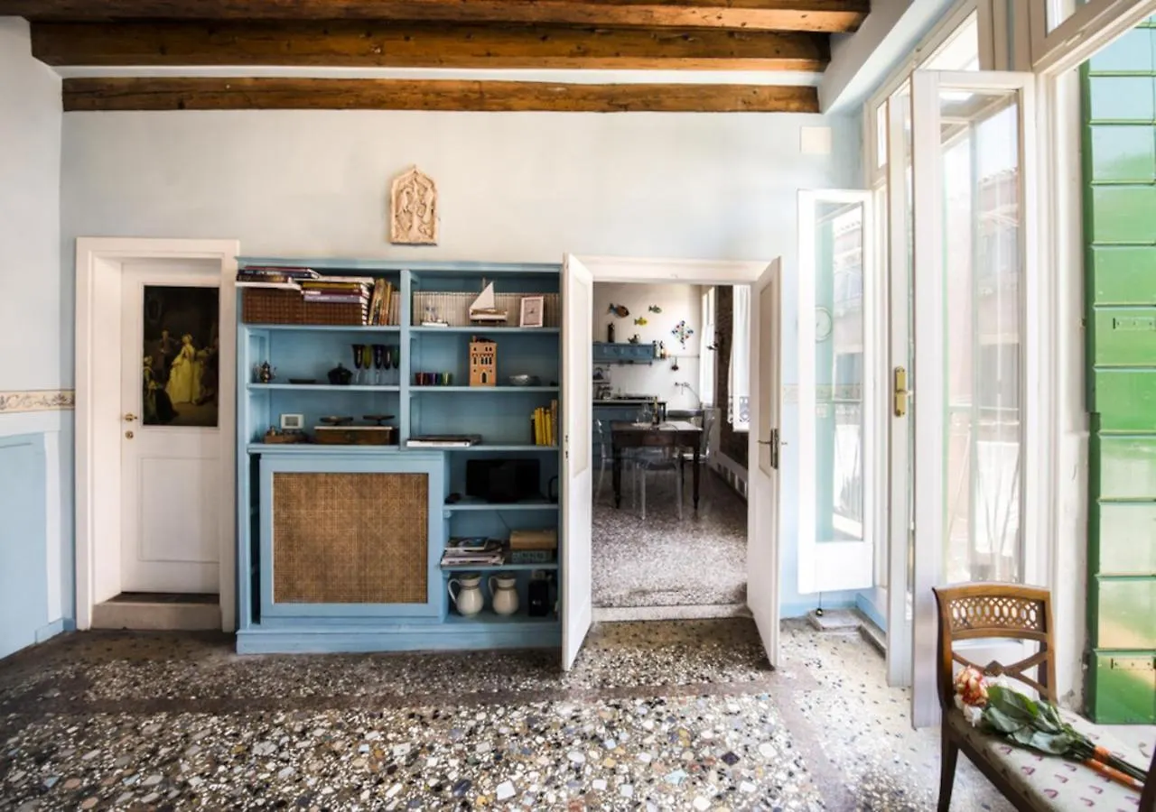 Venice Giardini Biennale Apartment